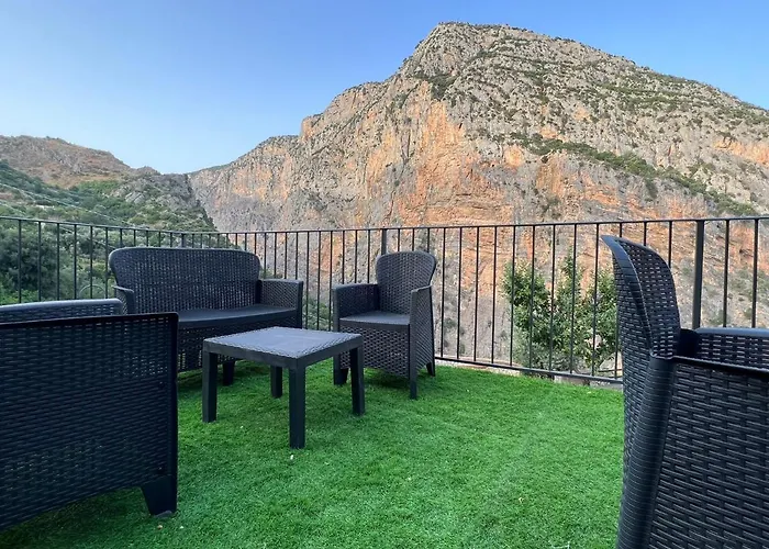 L'oasi Del Raganello לינה וארוחת בוקר *